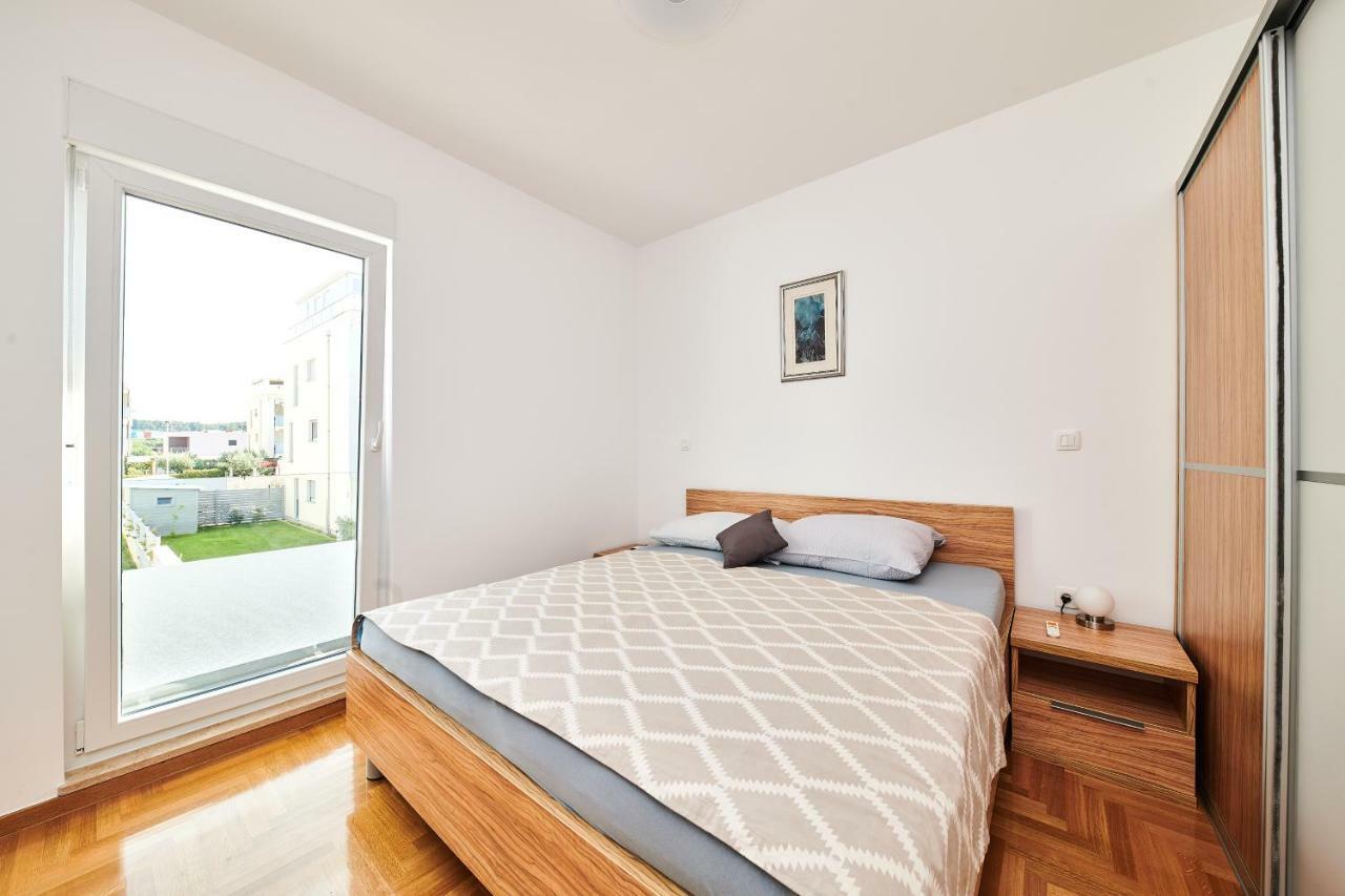 Ferienwohnung Sommer Novigrad  Exterior photo